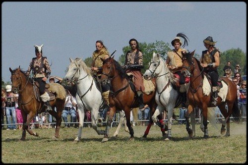 defile equestre medieval chateauroux